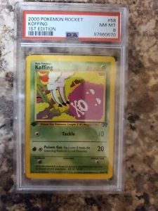 1. Edition Pokemon 2000 Team Rocket Koffing PSA Grade 8 - Bild 1 von 2