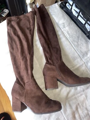 Christian Siriano Over The Knee Boots size 6.5 Foto 1 de 4