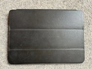 Original genuine leather case for ipad Air 2014 black hardly used - Picture 1 of 6