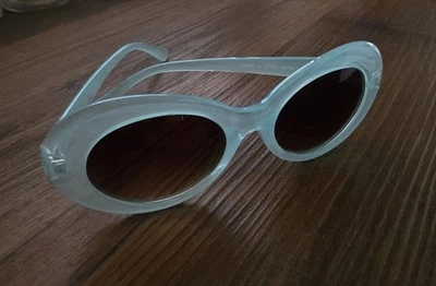 НОВЫЙ БЕЗ ЯРЛЫКОВ A.J MORGAN × ANTHRO ЖЕНЩИН ОВАЛЬНЫЙ СОЛНЦЕЗАЩИТНЫЕ ОЧКИ ПРОЗРАЧНЫЙ БИРЮЗОВЫЙ / КОРИЧНЕВЫЙ  - Изображение 1 из 4