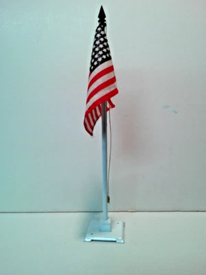 Lionel Standard Gauge Prewar 89 Flagpole, Restored - Image 1 of 2