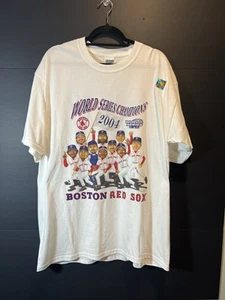 BOSTON RED SOX 2004 WORLD SERIES CHAMPIONS FULL ROSTER T SHIRT GRAPHIC NWT SZ XL - Picture 1 of 11