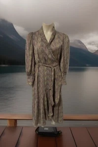 Banana Republic Multicolored Paisley Belted Wrap  Dress Maxi Shawl  Travel MED - Picture 1 of 12