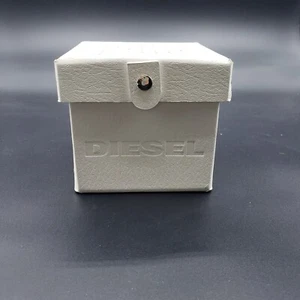 DIESEL WHITE WATCH BOX AND INSTRUCTION MANUAL ONLY. No Watch. ONLY BOX & MANUAL - Picture 1 of 8