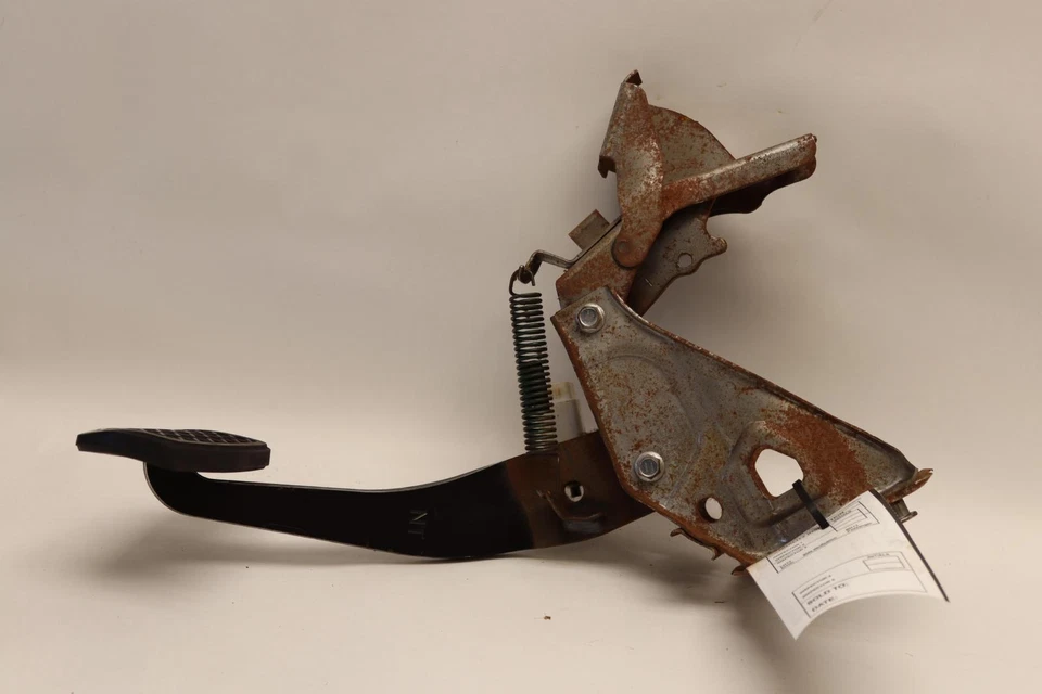 Toyota Tundra Park 2014-2021 pedal de parada de horquilla OEM Foto 1 de 4