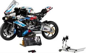 Klemmbausteine 1:5, BMW M 1000 RR, Vitrinen Modell, sauber und Rauchfrei - Bild 1 von 10