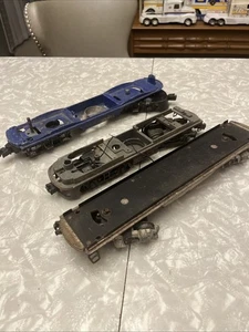 3 Lionel Diesellok Einheit Rahmen mit LKW Teilen - Bild 1 von 9