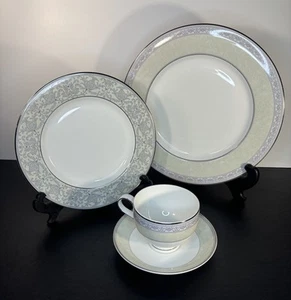 Noritake Sanderville Bone China New Lineage II 4 Piece Dinnerware Setting For 1 - Picture 1 of 9