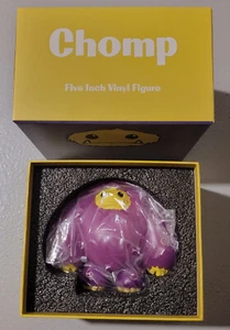 ABOMINABLE TOYS CHOMP ELECTRIC PURPLE GLOW 5" VINYL LE 450 PLASTIC EMPIRE *US* - Picture 1 of 6