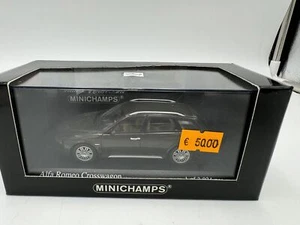 DIE CAST " ALFA ROMEO CROSSWAGON 2004 OLIVA METÁLICA " (400 120410) MINICHAM... - Imagen 1 de 2