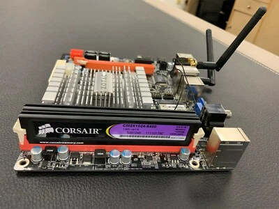 PLACA MADRE ZOTAC NM10-B-E Intel CPU D510 1,666 GHz con 2 GB de RAM Foto 1 de 4