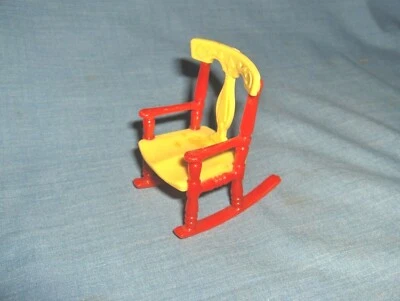 NW18 - RENWAL NO. VINTAGE SILLA MECEDORA CASA DE MUÑECAS 65 - AÑOS 40 Foto 1 de 3