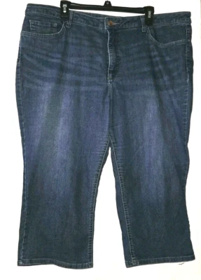 Bonitos pantalones de mezclilla cortos capri cómodos Riders by Lee talla 20M Foto 1 de 4