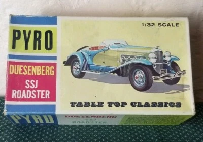 Pyro USA Duesenberg SSJ Roadster Model Car Kit C412-125 RARE - Image 1 of 4