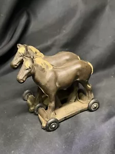 Vintage 1940s Auburn Rubber Double Horse On Wheels Toy USA 4" - Picture 1 of 7