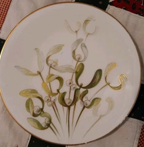 7 1/2" ANTIQUE JPL /LIMOGES FRANCE GREEN FLOWERS/BERRIES PLATE, JEAN POUANT - Picture 1 of 6