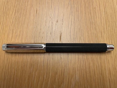 Füllfederhalter Caran d'Ache Varius Ivanhoe Black NEU - Bild 1 von 4