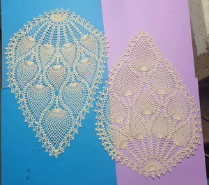 2 Vintage Pineapple Doilies 17 X 12 - Picture 1 of 3