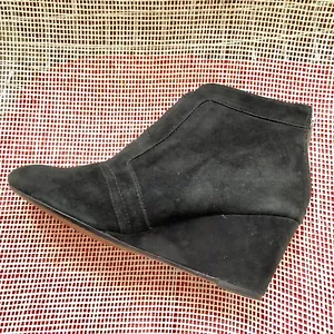 Taryn Rose Kamer Black Wedge Bootie with Front Stretch Band 8.5M - Picture 1 of 10