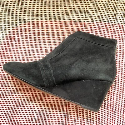 Botín de cuña Taryn Rose Kamer negro con banda elástica frontal 8,5 M Foto 1 de 4