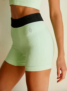 NEW Free People Movement Seamless Prajna Short Green Mist XS/S-M/L $48 | FF-121 - Picture 1 of 3