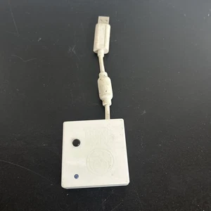 Receptor Dongle USB Batería Rock Band Nintendo Wii - Modelo WDMSELEA2B (VFRHMXDDG04) - Imagen 1 de 4