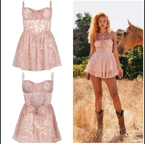 Neu mit Etikett Vanessa Mooney rosa Samt Ballerina Minikleid M - Bild 1 von 11