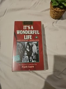 It's a Wonderful Life 1946 VHS Video Movie 1990 James Stewart Donna Reed - Picture 1 of 2