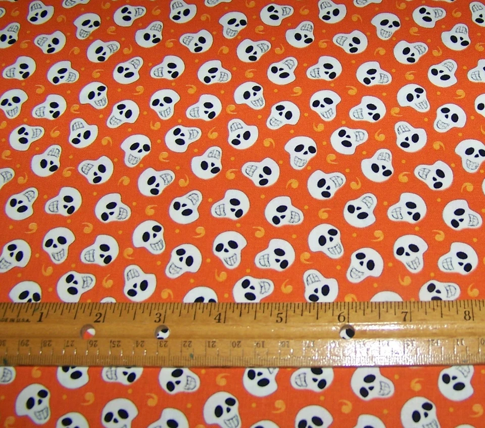 1 yarda Henry Glass Calaveras BRILLANTES LANZADAS EN NARANJA 100% Tela Algodón HALLOWEEN Foto 1 de 1