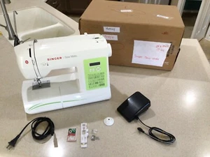Singer Sew Mate 5400 Electric Sewing Machine H1723 - Picture 1 of 13