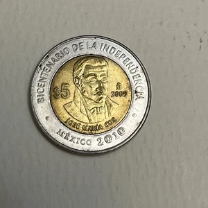 2010 Mexico 5 Pesos Bimetallic Coin Jose Morelos Bicentenario Indepencencia 319 - Picture 1 of 4