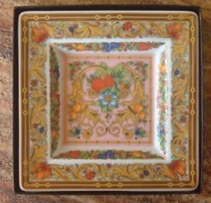 Versace Rosenthal Strawberry & Orange Design Plate, Authentic, New In Box - Picture 1 of 2