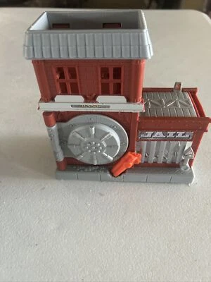 MATCHBOX BANK ALARM PLAYSET 2012 - Image 1 of 4