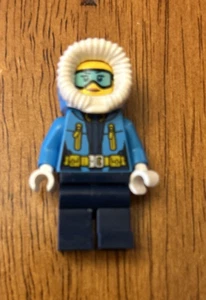 LEGO Minifigure cty0926 Explorer Arctic Set 60195 - Picture 1 of 3