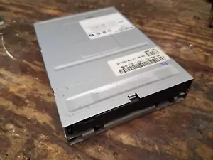 Teac FD-235HG 193077C627 Floppy Disk Drive Desktop PC 00U151 FDD E-H012-01-0810 - Picture 1 of 3