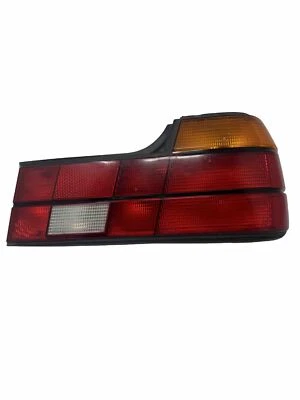 BMW 735 IL 1991 pasajero derecho luz trasera señal freno luz de respaldo lámpara OEM Foto 1 de 4