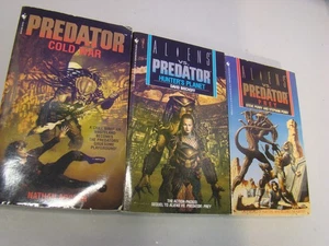 Aliens Vs. Predator Paperback Lot - Prey, Hunter’s Planet & Predator Cold War - Foto 1 di 7