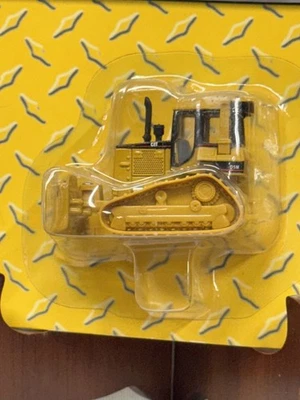 Norscot Collector Series CAT D5M TRACK-TYPE TRACTOR 1:87 Diecast 2005 NEW - Image 1 of 3