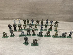 32-teiliges Blue-Box Blei-Spielfiguren-Sortiment - Bild 1 von 15
