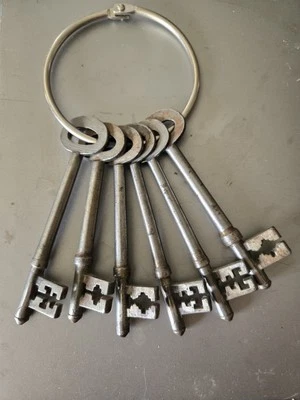 VICTORIAN  SKELETON Barrel KEYS Set OF 6 RARE FULL SET - Image 1 of 2