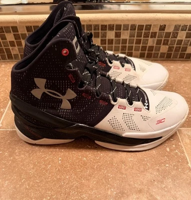 Under Armour Steph Curry 2 Traje y Corbata 3C Zapatos de Baloncesto Talla 8 Blanco Negro Foto 1 de 4