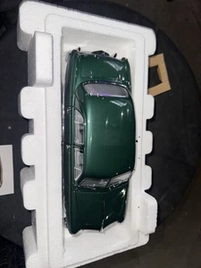 Precision Miniatures 1950 Ford Custom 4-Door Sedan 1:18 Scale PMUS-03GR Green - Picture 1 of 3