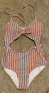 clean water swimsuit - Picture 1 of 3