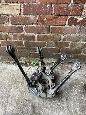 Cojinete y brazos de cubo de rueda trasera para pasajero BMW 1 Series F20 F21 M Sport N/S 6792515 Foto 1 de 4