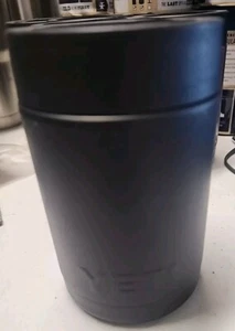 YETI Rambler 12oz Colster Can Cooler Stainless Steel Insulation Black READ - Picture 1 of 5
