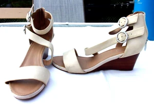 Franco Sarto DEREK Wedge Sandals Cushioned Back Zip Leather Shoes 7.5 Cream - Picture 1 of 14
