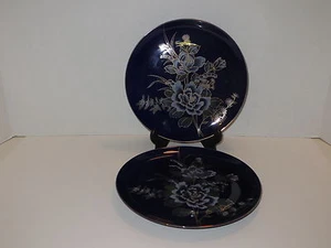 Cobalt Blue Floral Pattern Plates Japan Ca.1960's Beautiful - Picture 1 of 9