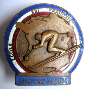 ESCUELA DE ESQUÍ FRANCESA - UNCM ALPE DU VENOSC GRAN ESMALTE INSIGNIA VINTAGE - Imagen 1 de 2