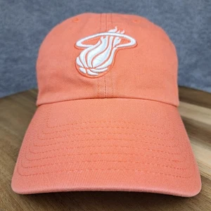 Cappello Miami Heat Berretto Strap Back Nero Arancione Logo Pesca NBA Basket Uomo - Foto 1 di 8