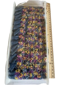 Wrights Ruffled Denim Edging W/ Chenille Flowers 10 Yards #1836506001 - Picture 1 of 11